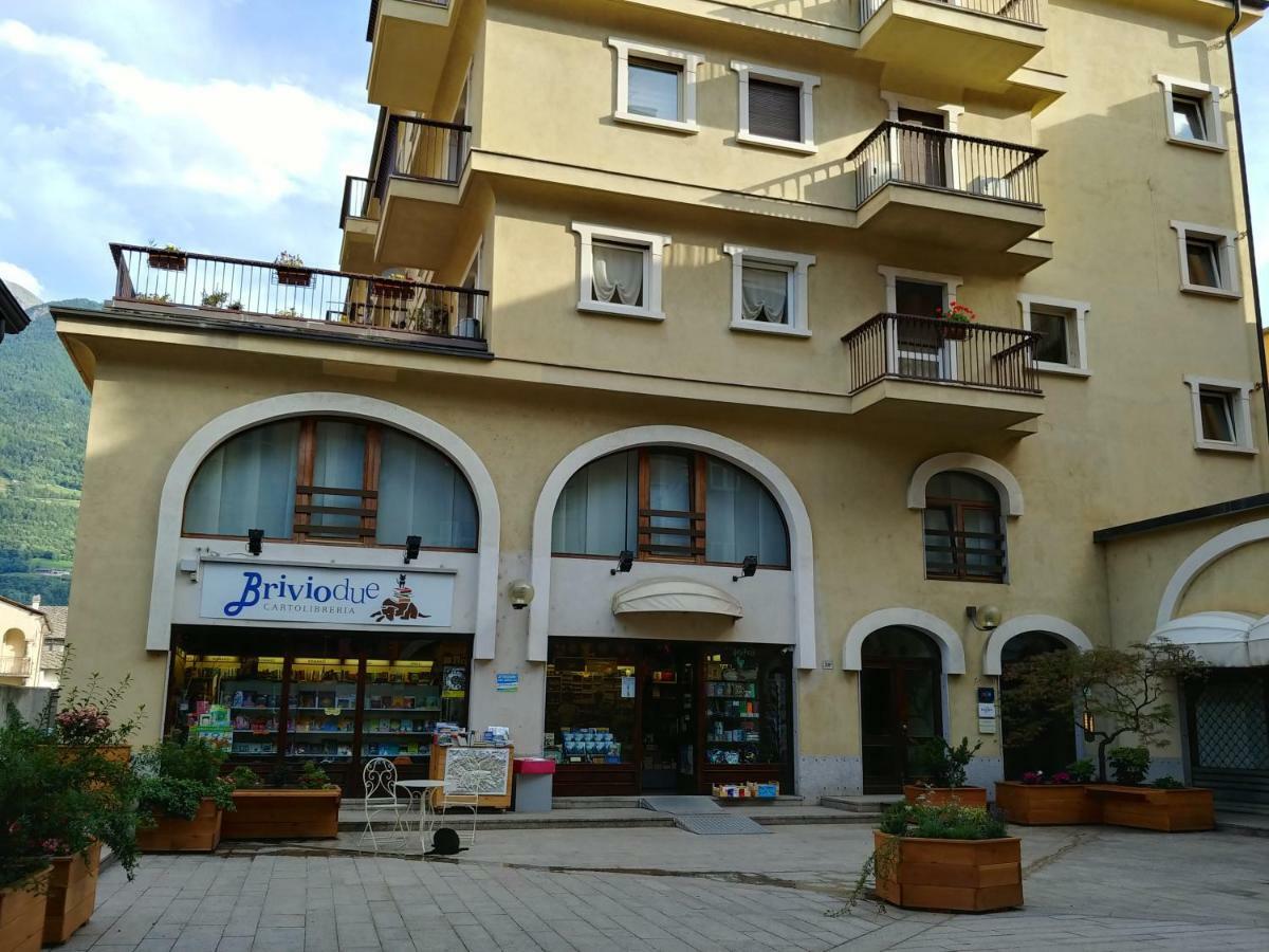 L'Atelier Du Temps - Domotico Apartment Аоста Екстериор снимка
